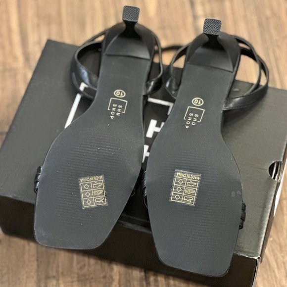 Lush Square Toe Heeled Sandal - Picture 6 of 6